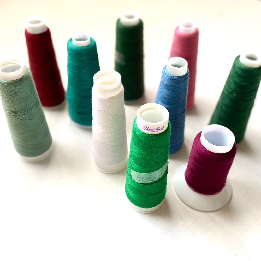 Colorful Sewing Thread Spool Set - Picture 4 of 4